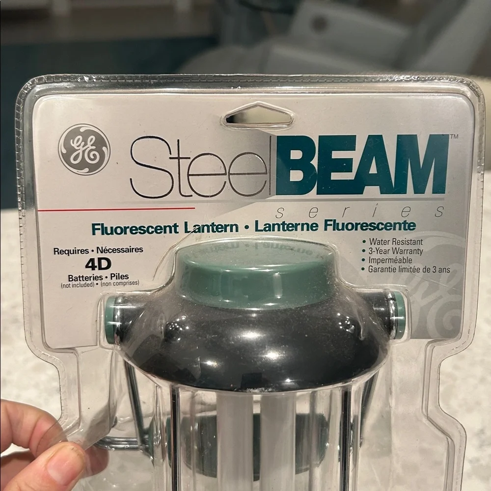 NWT - GE SteelBEAM Fluorescent Lantern for Camping